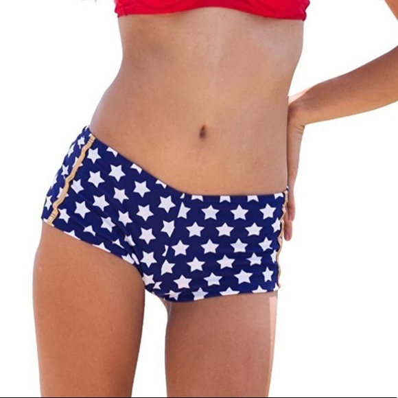 DC Comics Other - DC Comics Wonder Woman Star pattern Cheeky Shorts Bikini Bathing Suit bottom L